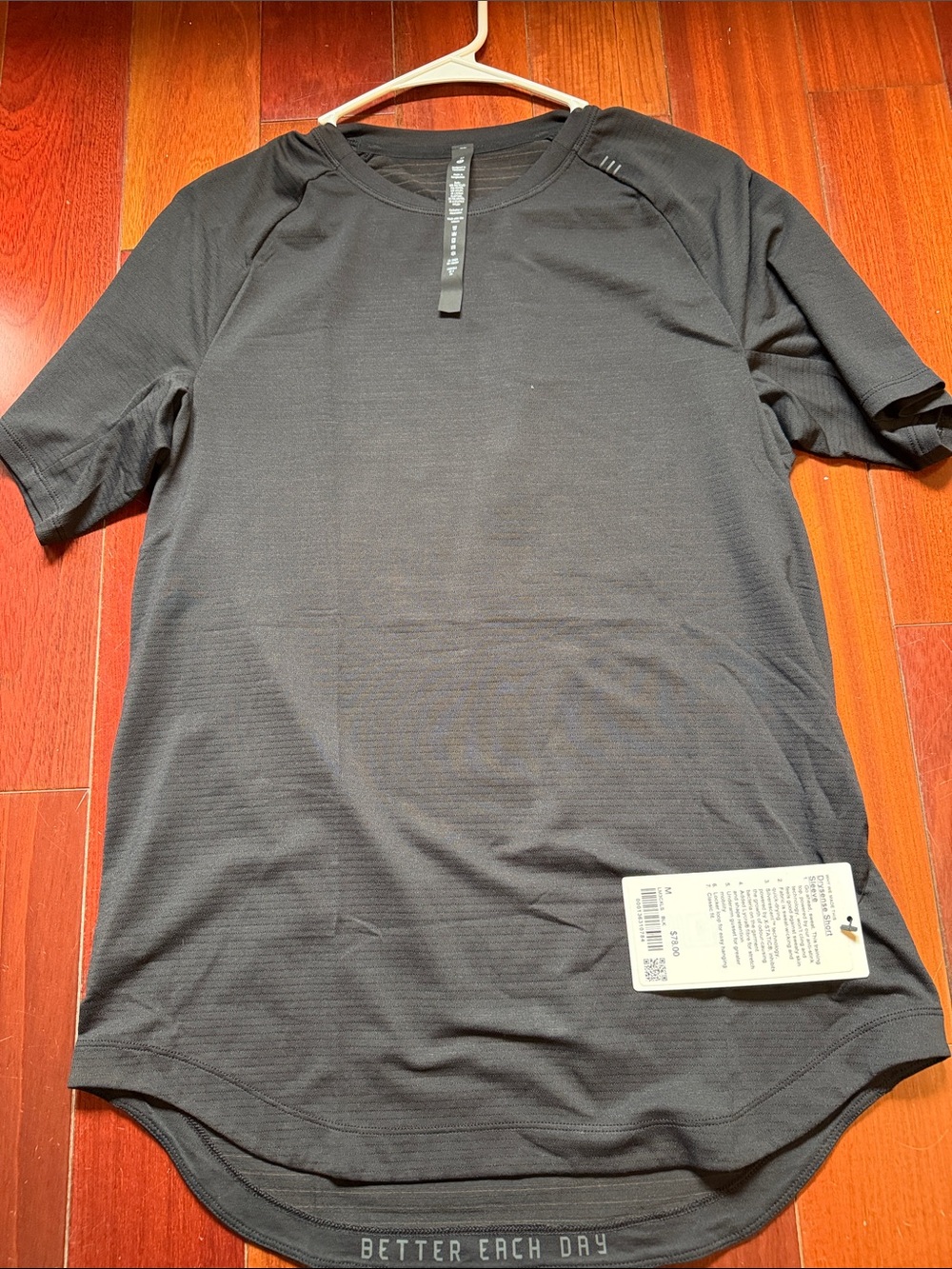 lululemon athletica Men's Black Short Sleeve Performance Tee